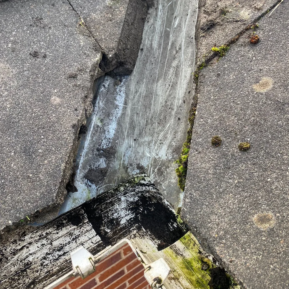 Gutter vacuum clearance example 6 after cleaning